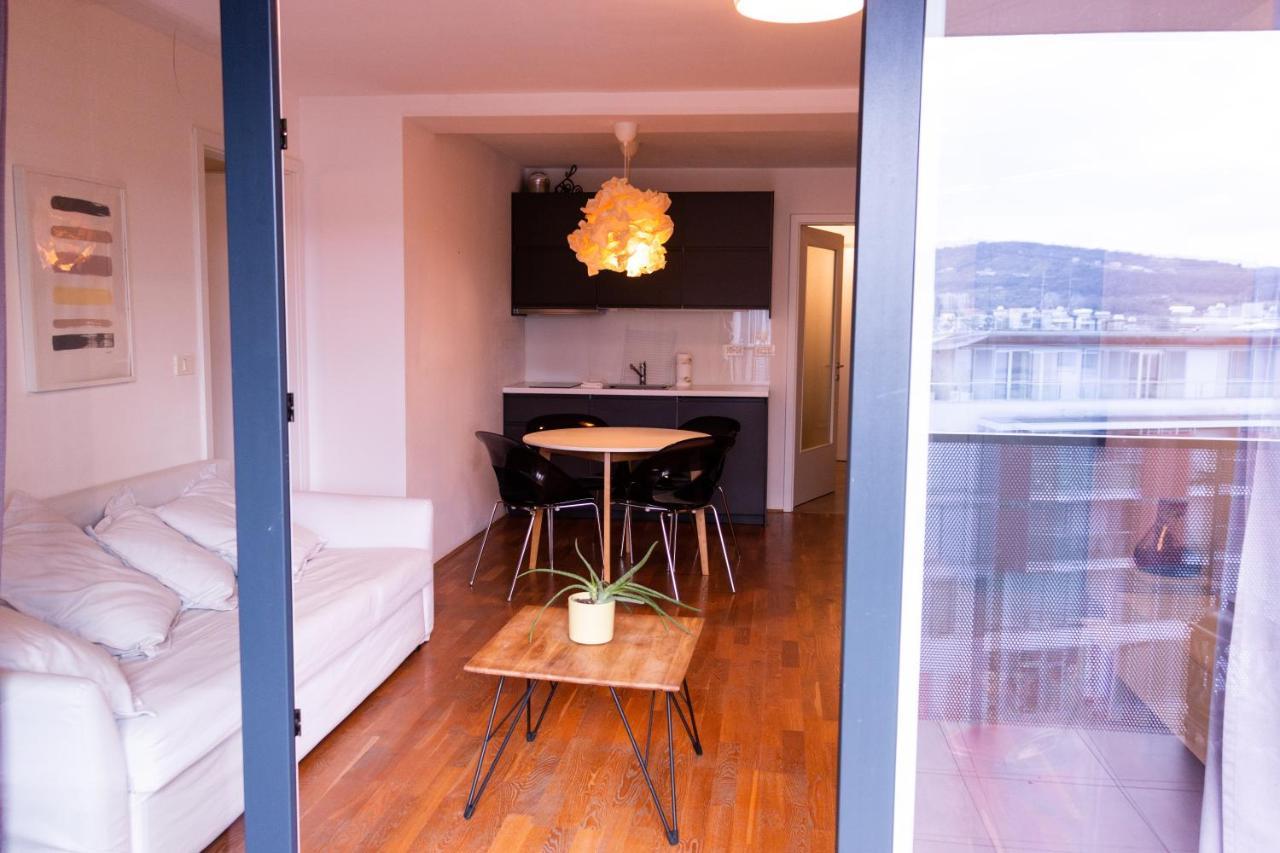 Apartment Ema كوبر المظهر الخارجي الصورة